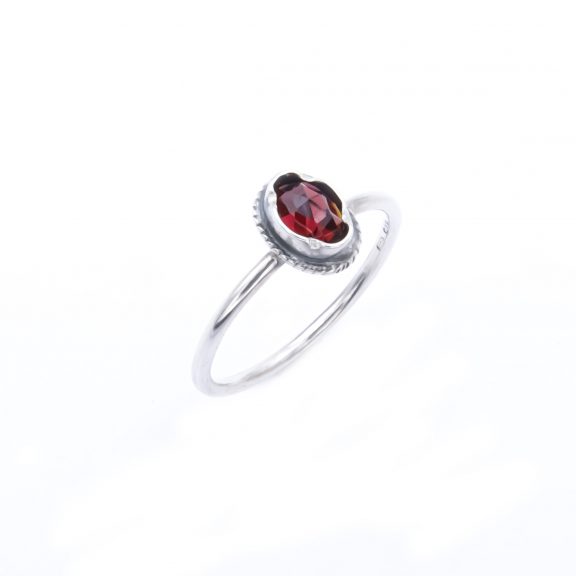 VERA RING